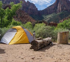 Camping und Freizeit  Zelte, Campingzubehör und mehr ... 